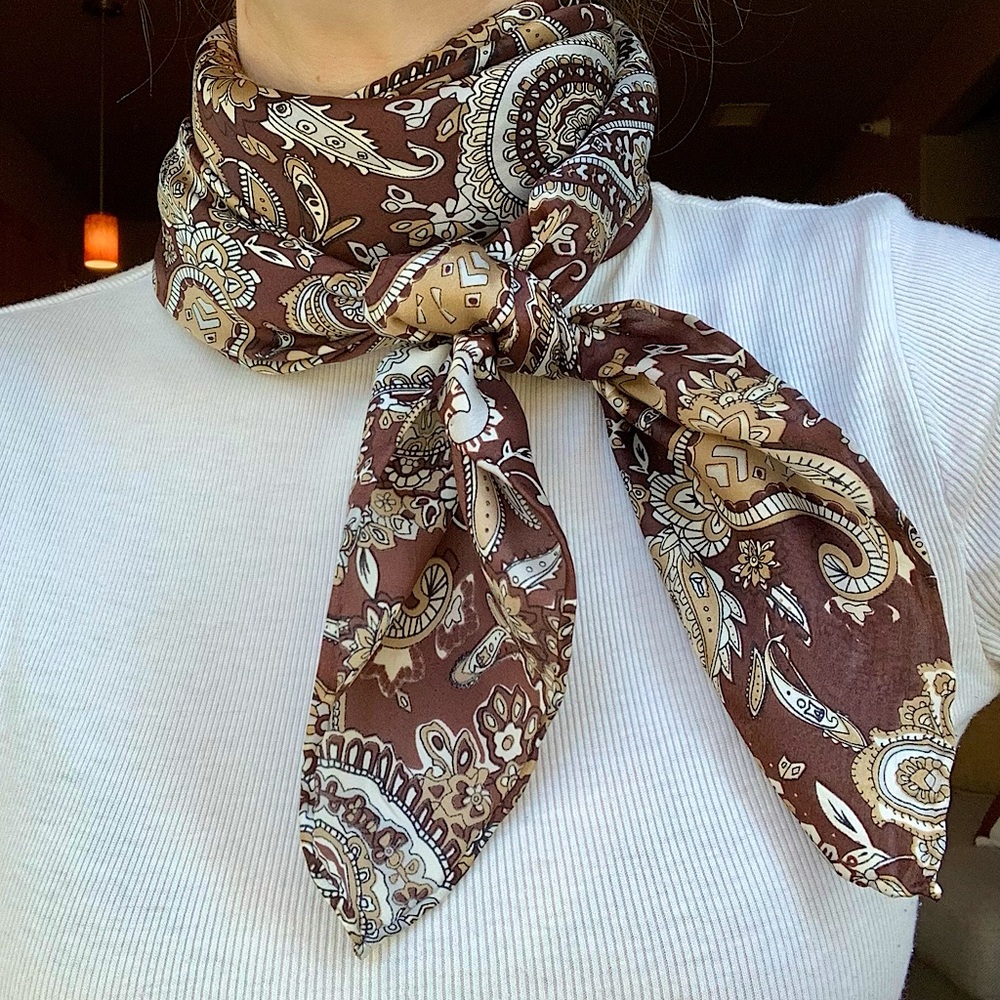 Square neck scarf/wild rag